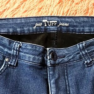 Women's Tuff jeans.  Natural waist.  Size 32x35.